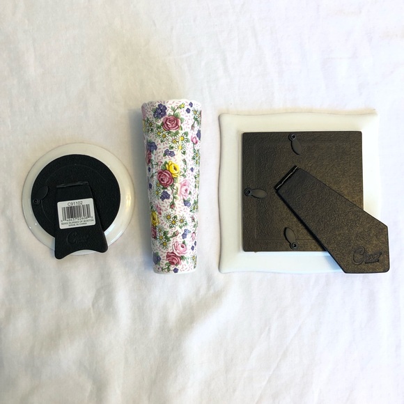 Floral Ceramic Picture Frames and Bud Vase Set - Ceramic Chintz Floral Carr - Picture 6 of 10